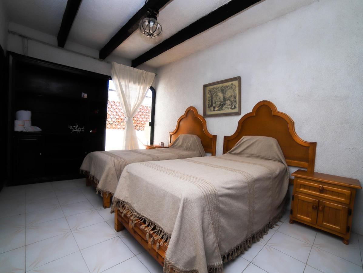 Casa De Las Cruces Taxco Bagian luar foto
